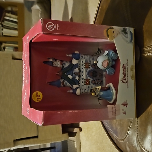 Disney Holiday Brass Key Disney Cinderella Light Up Village Toy Shop Collectible Christmas